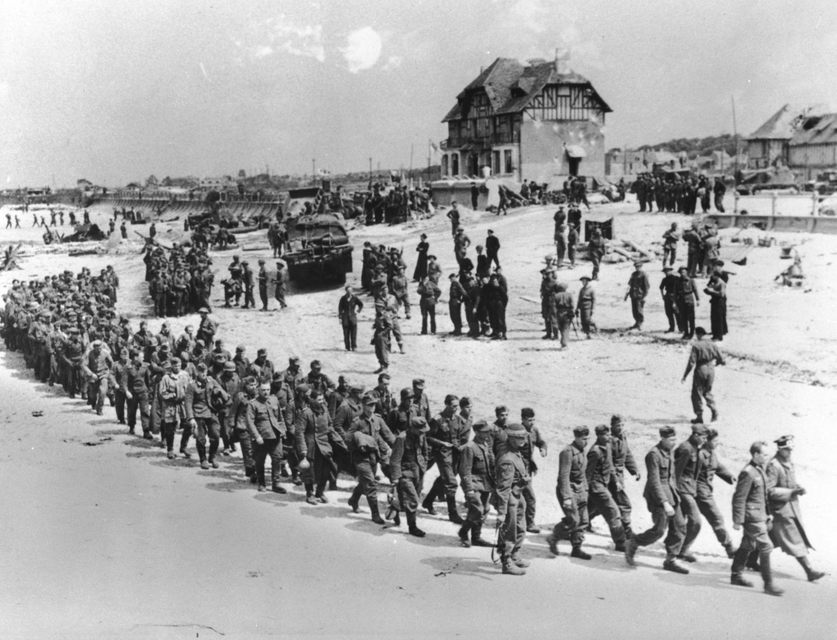 D-DAY GERMAN POW